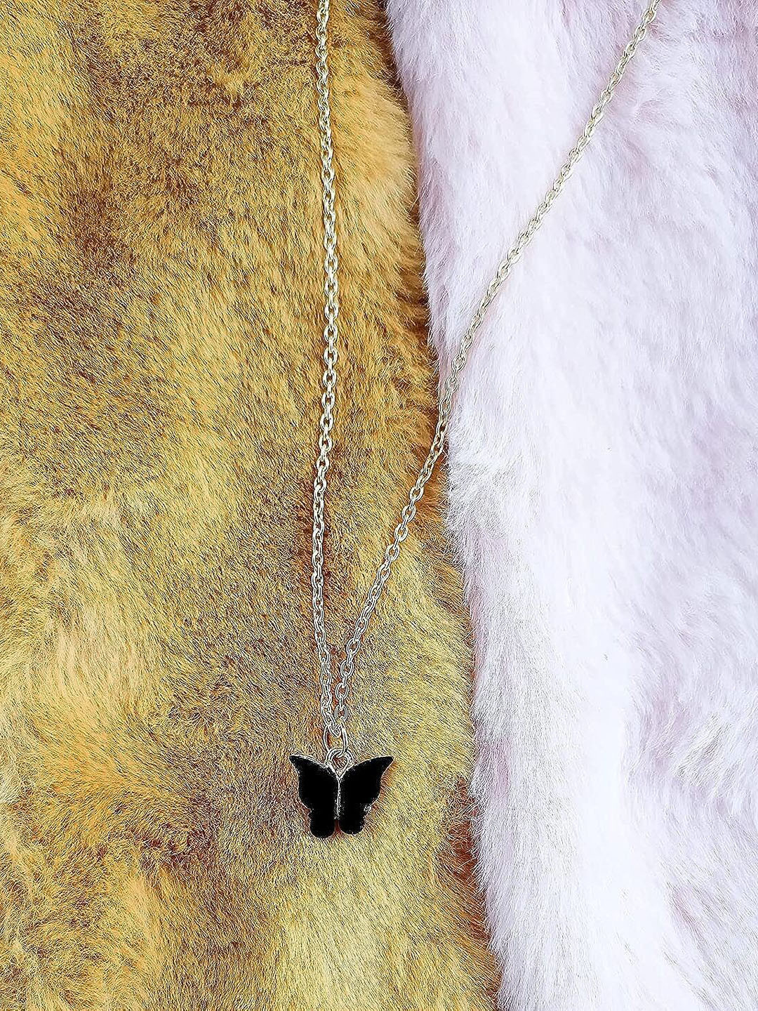 

ANNA CREATIONS Gold-Plated Butterfly Pendant With Chain