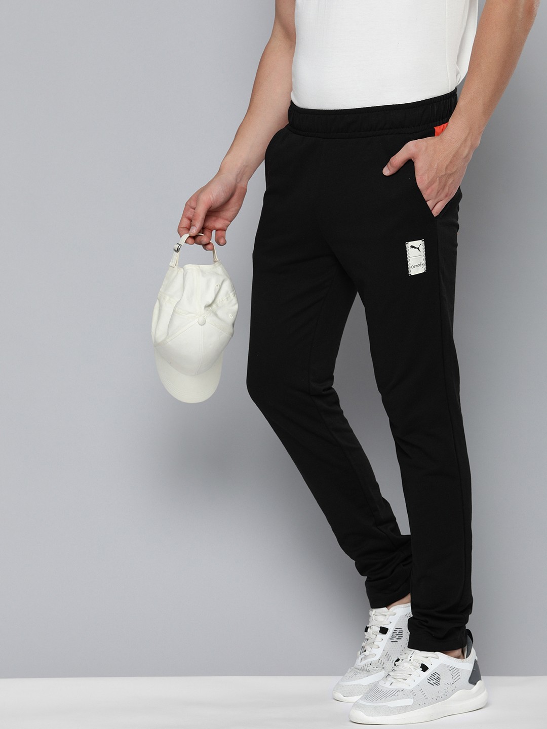 

PUMA x one8 Men Mid-Rise Track Pants, Black