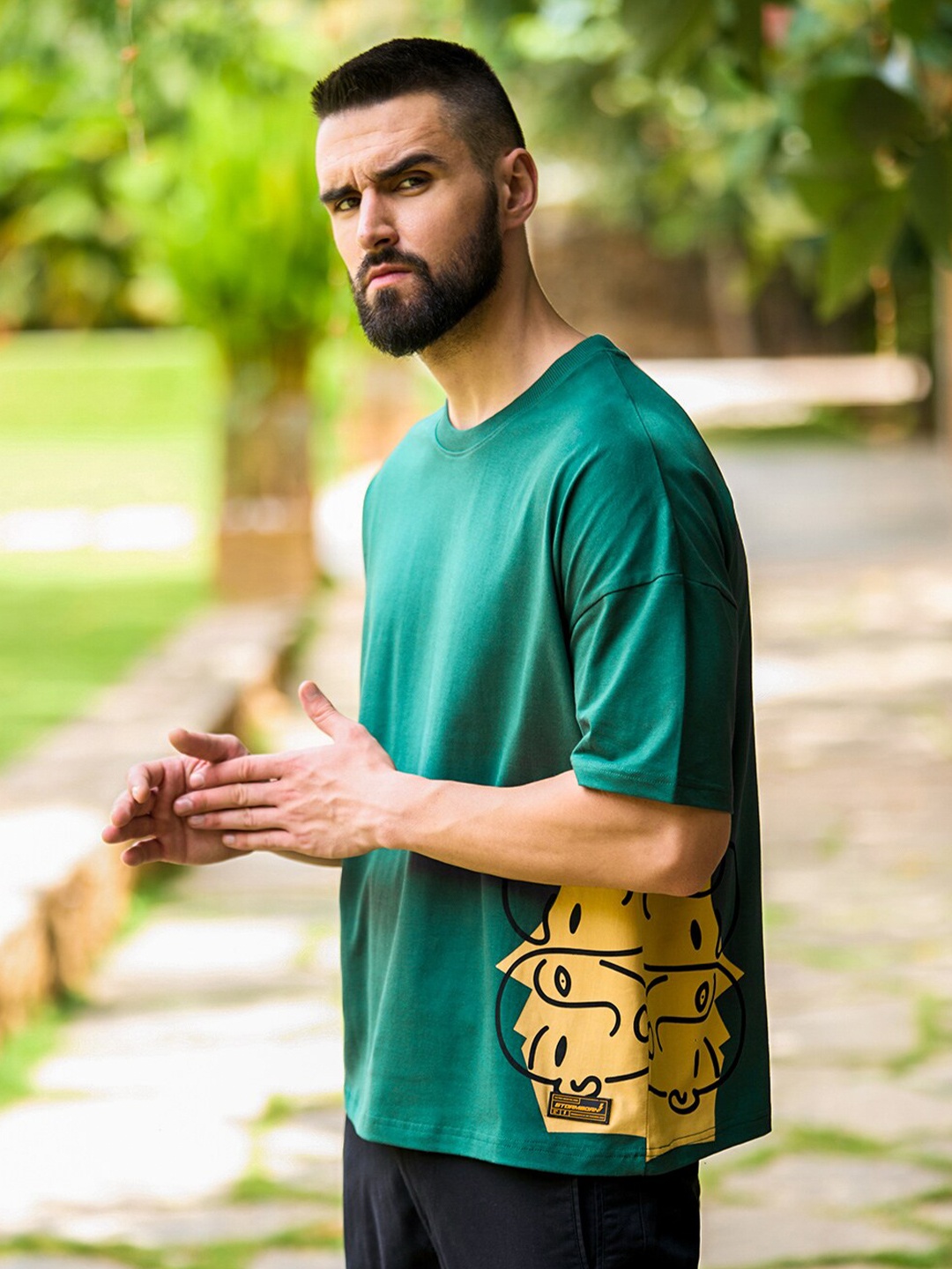 

Stormborn Graphic Printed Oversized Drop Shoulder Sleeves Pure Cotton T-shirt, Green