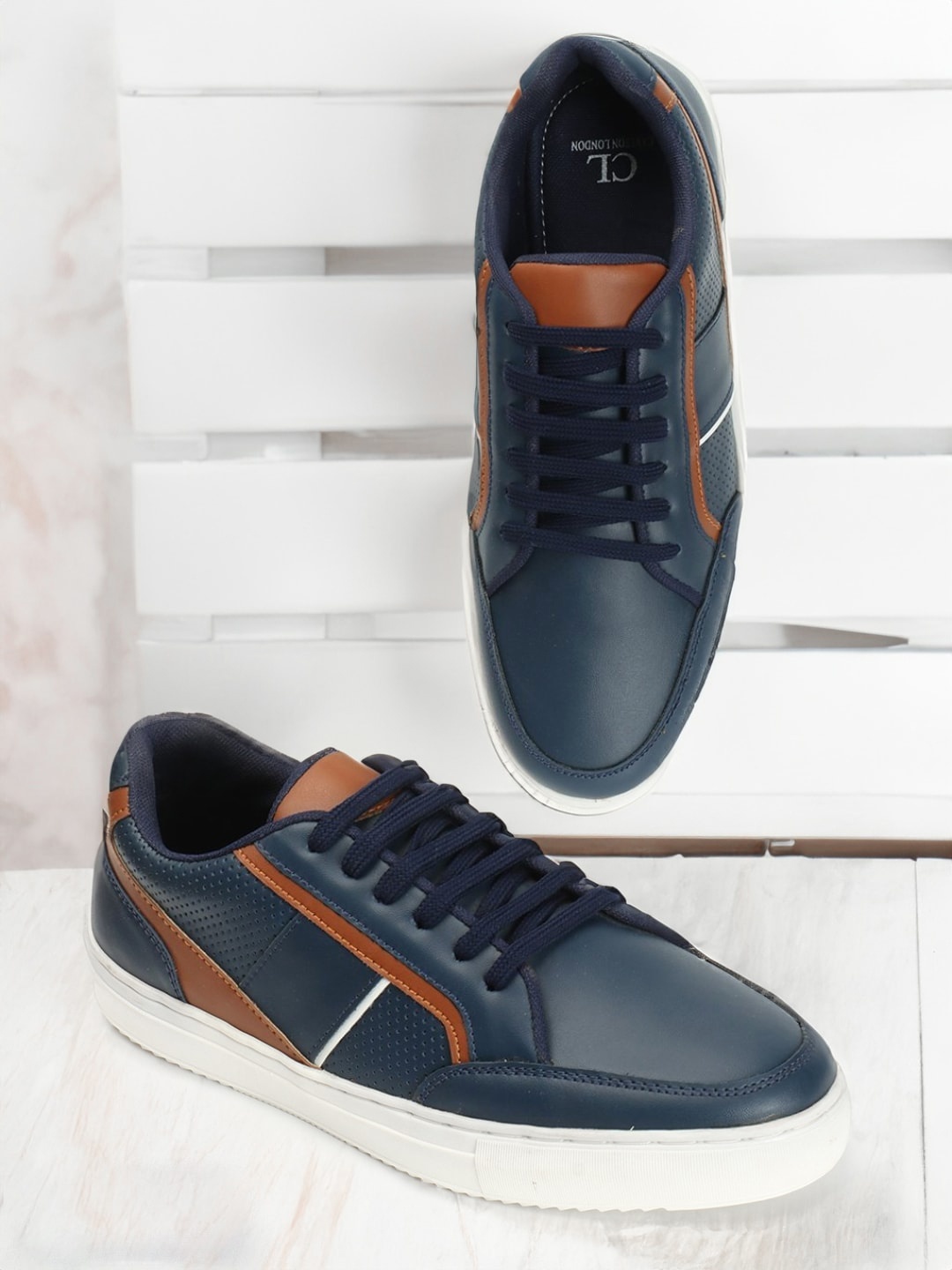 

Carlton London sports Men Lightweight Comfort Insole Sneakers, Navy blue