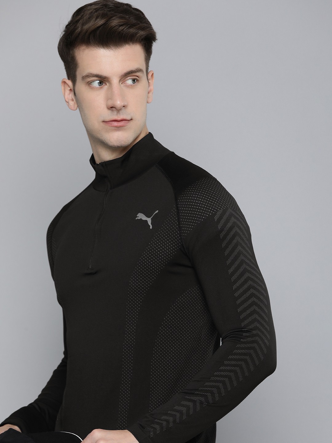 

Puma dryCELL Formknit Seamless Half-Zip Training Outdoor Sweatshirt, Black