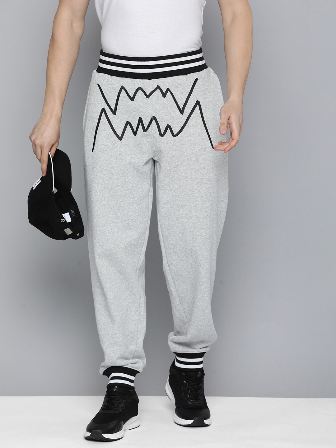 Puma Men Abstract Printed Franchise Core Basketball Joggers, Grey melange