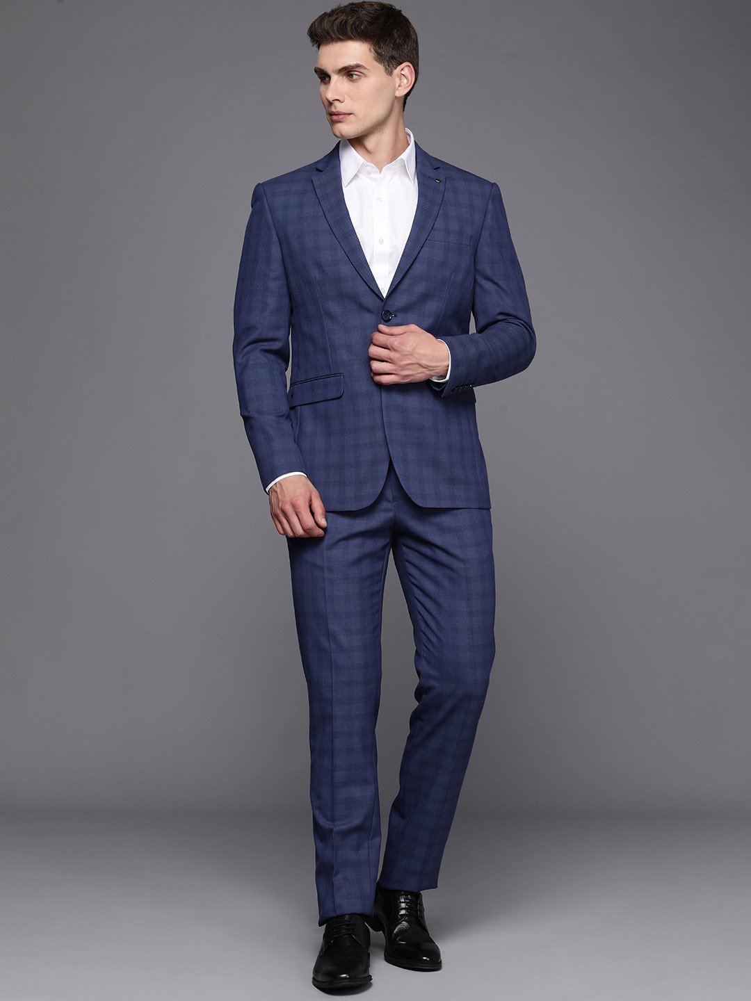 

Louis Philippe Men Checked Slim Fit Formal Suits, Navy blue