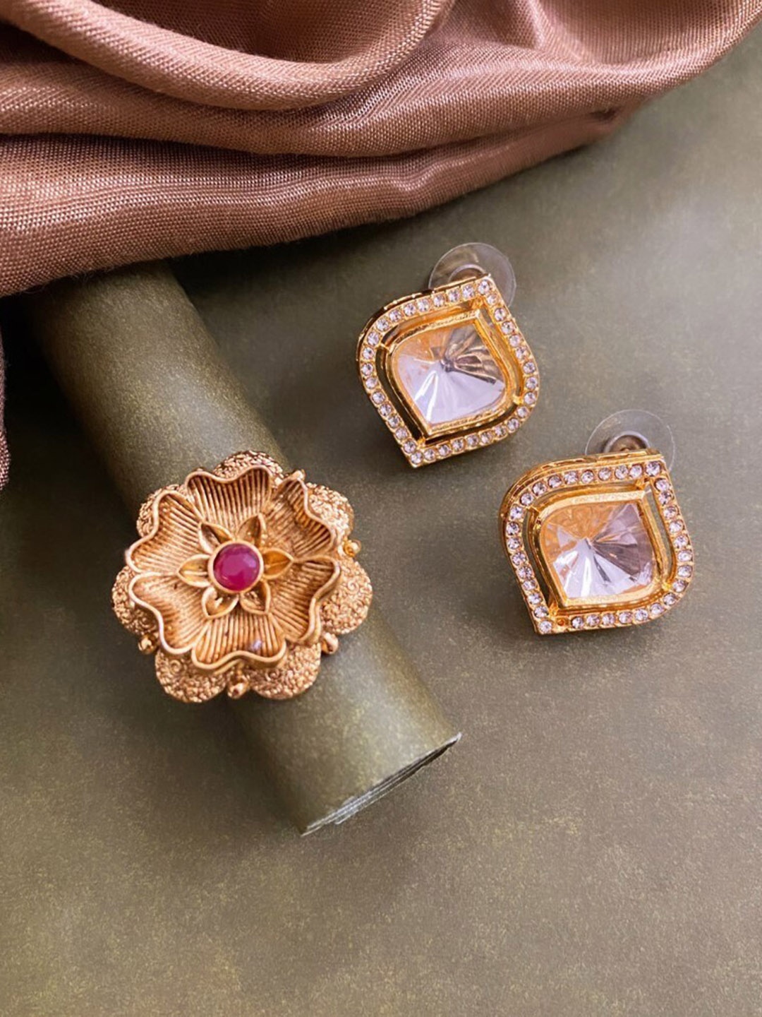 

ATIBELLE Gold-Plated Stone-Studded & Beaded Jewellery Set