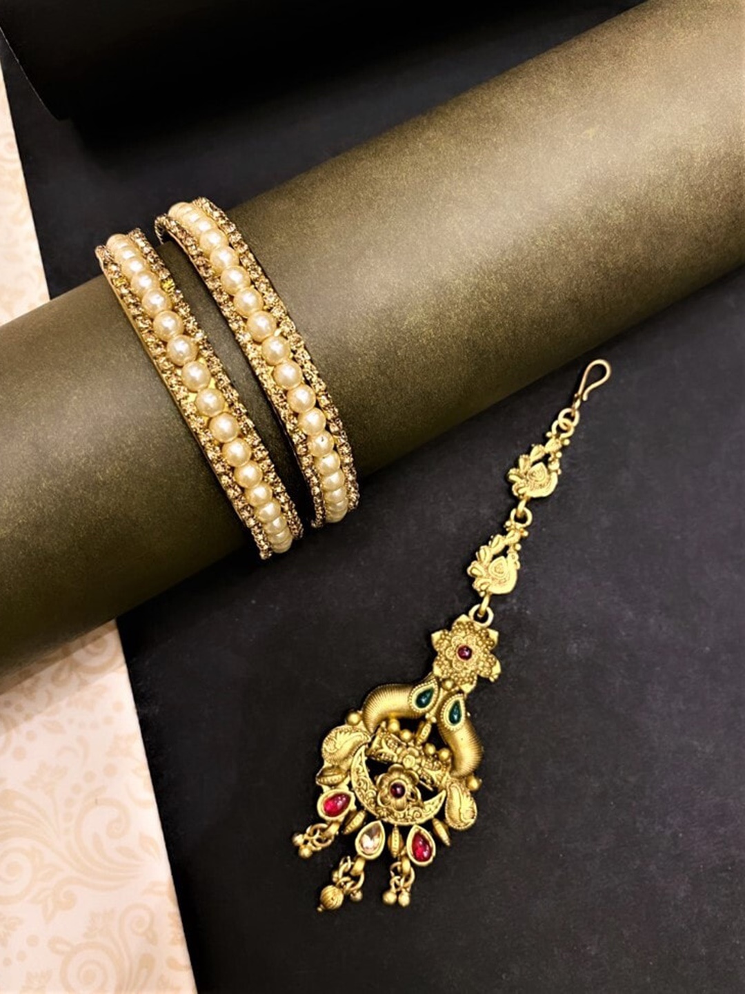 

ATIBELLE Gold-Plated Stone-Studded & Beaded Jewellery Set