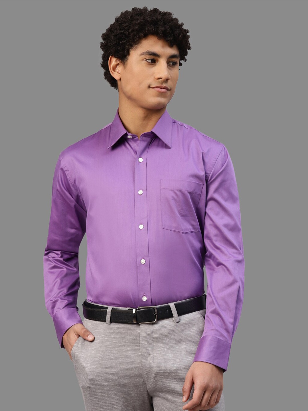 

Givo Smart Spread Collar Chest Pocket Cotton Formal Shirt, Purple