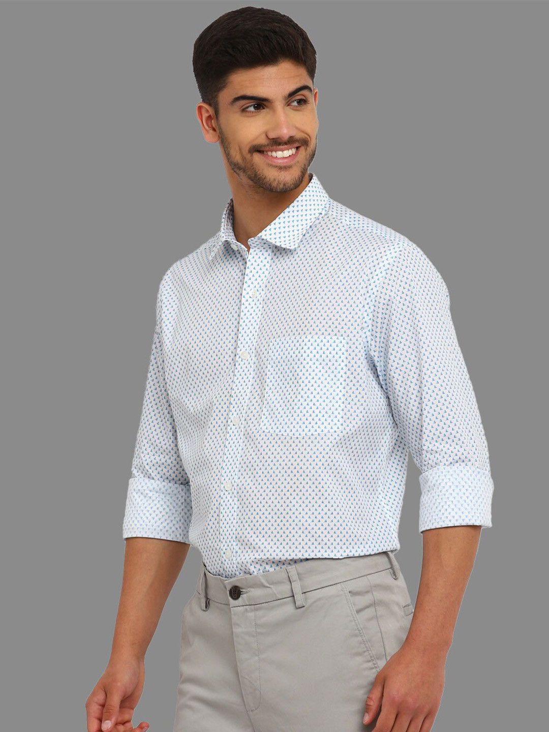 

Givo Smart Conversational Printed Spread Collar Chest Pocket Cotton Casual Shirt, White