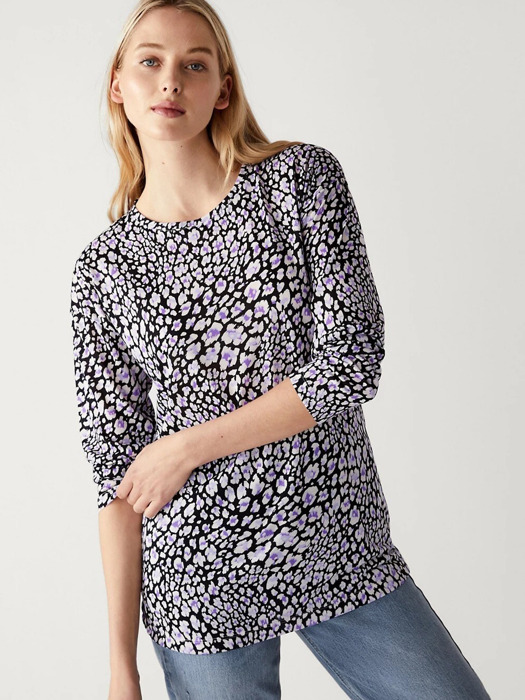 

Marks & Spencer Abstract Printed Cuffed Sleeve Top, Black