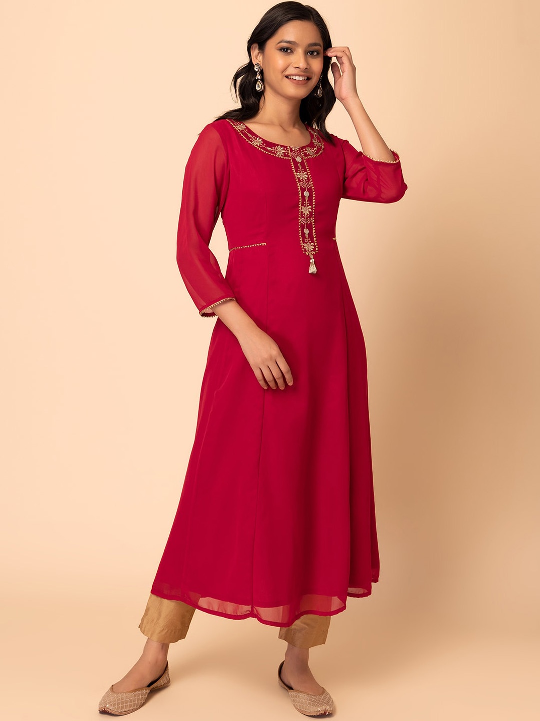 

INDYA Yoke Design Thread Work A-Line Kurta, Red