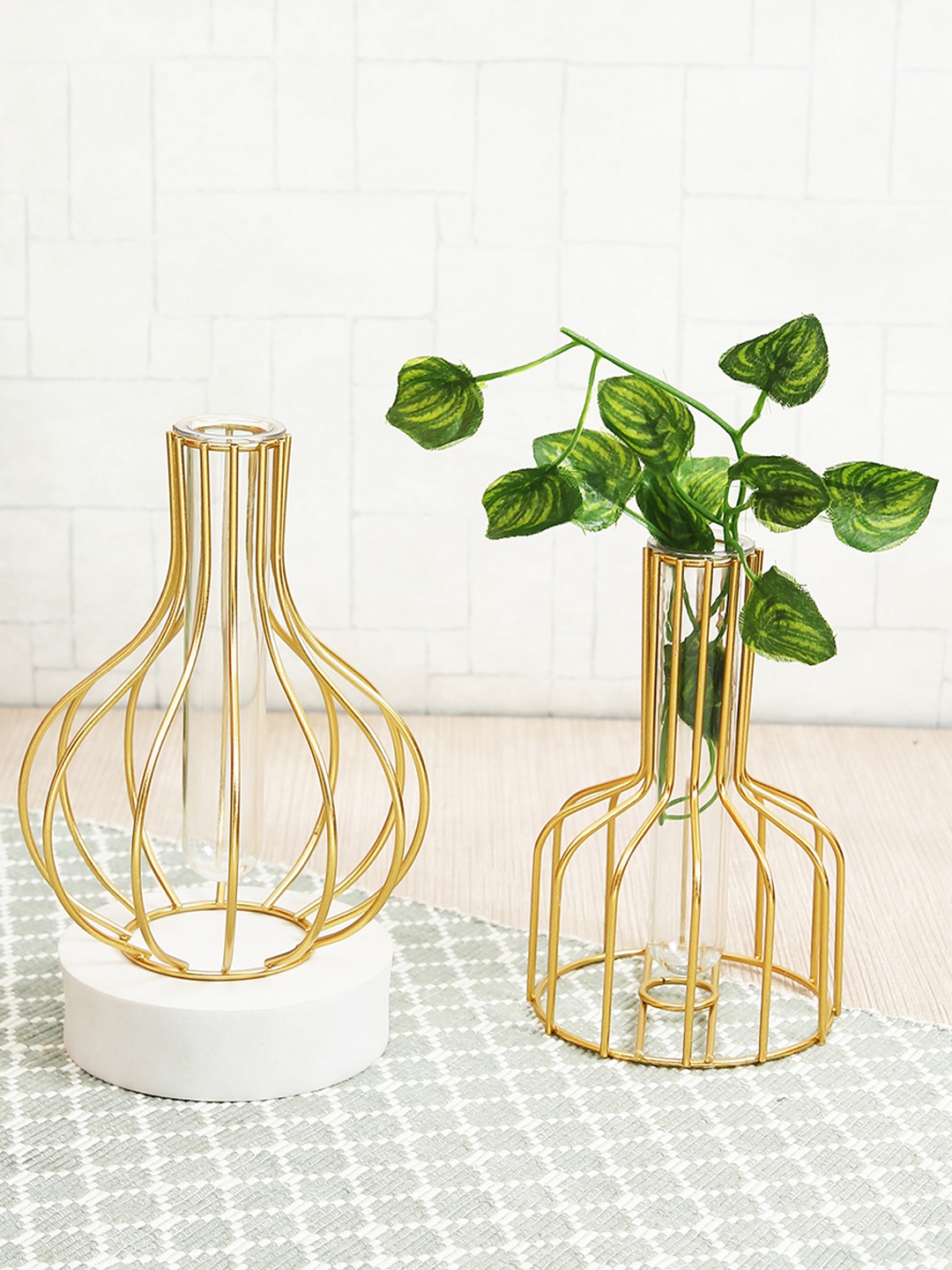 

TIED RIBBONS Gold-Toned Set of 2 Metal Base Test Tube Flower Vase Planter