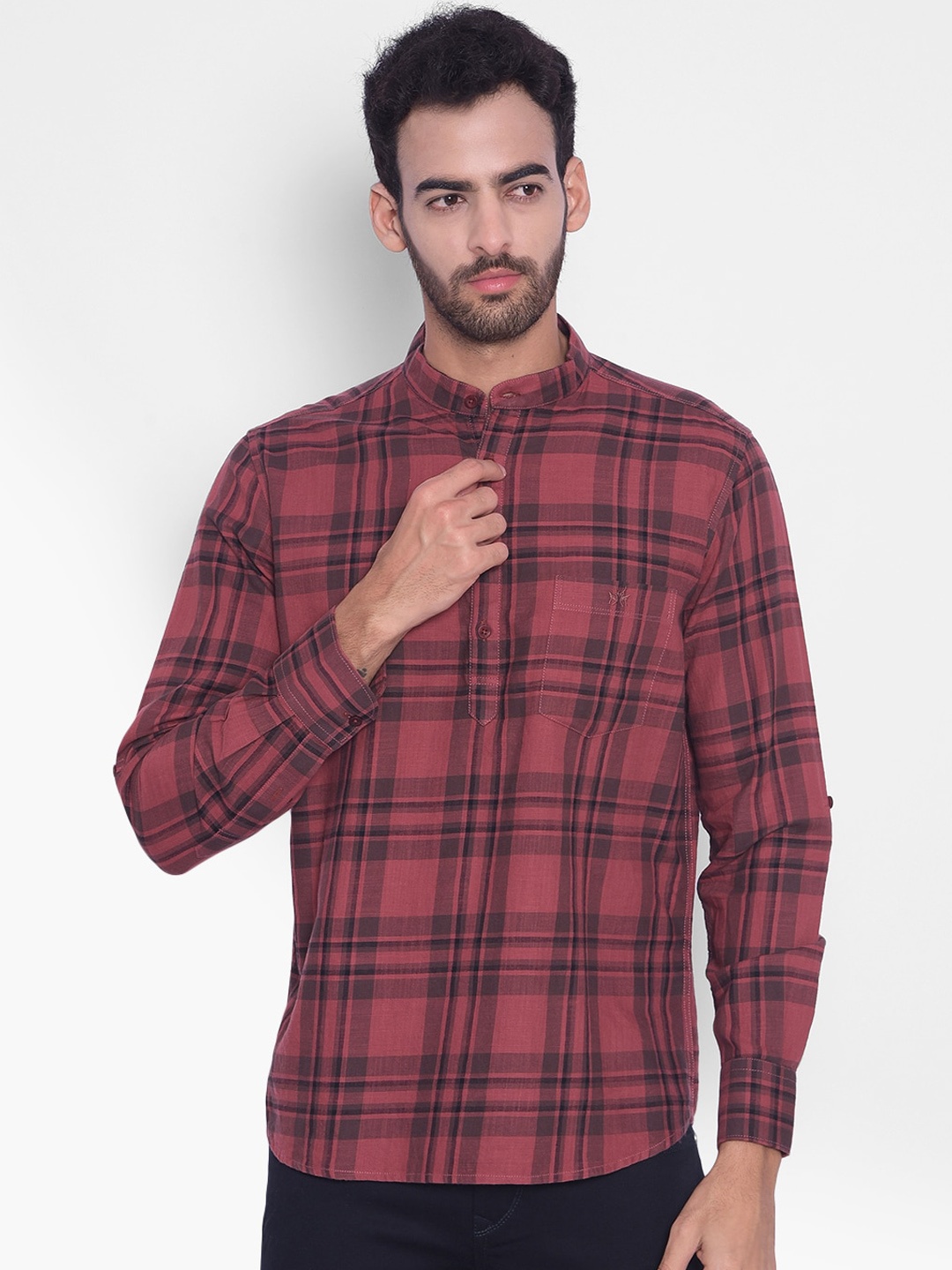 

Crimsoune Club Checked Mandarin Collar Pure Cotton Kurta, Maroon