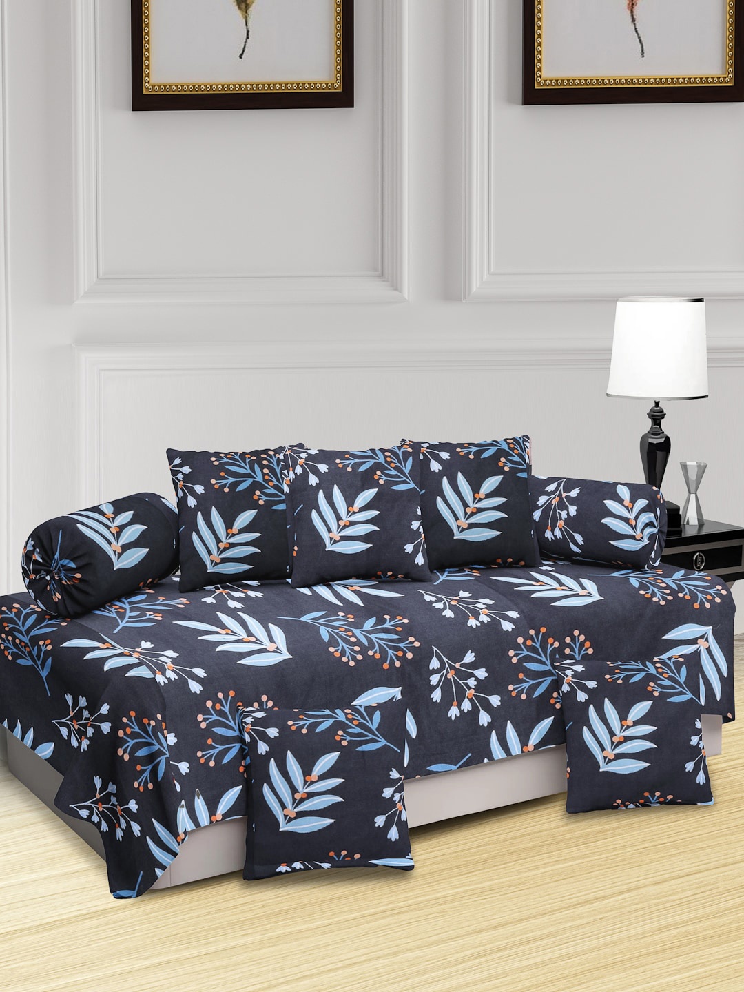 

KLOTTHE Dark Grey & Blue 8-Pcs Printed Diwan Set, Black