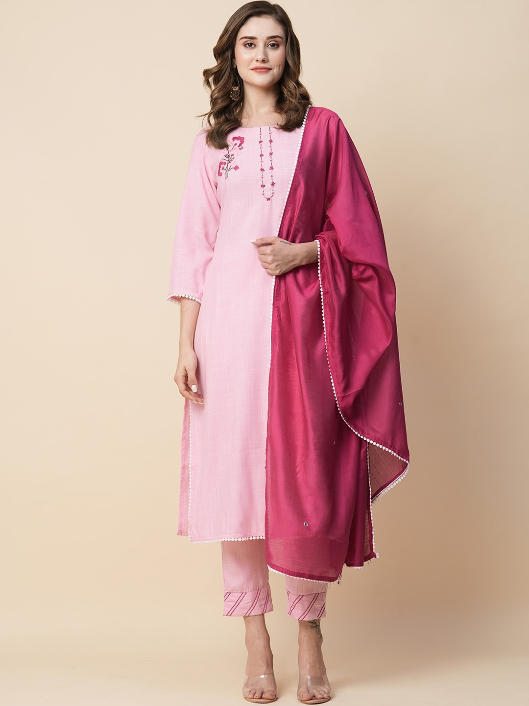 

Kiana House Of Fashion Floral Embroidered Regular Kurta With Trousers Dupatta, Pink