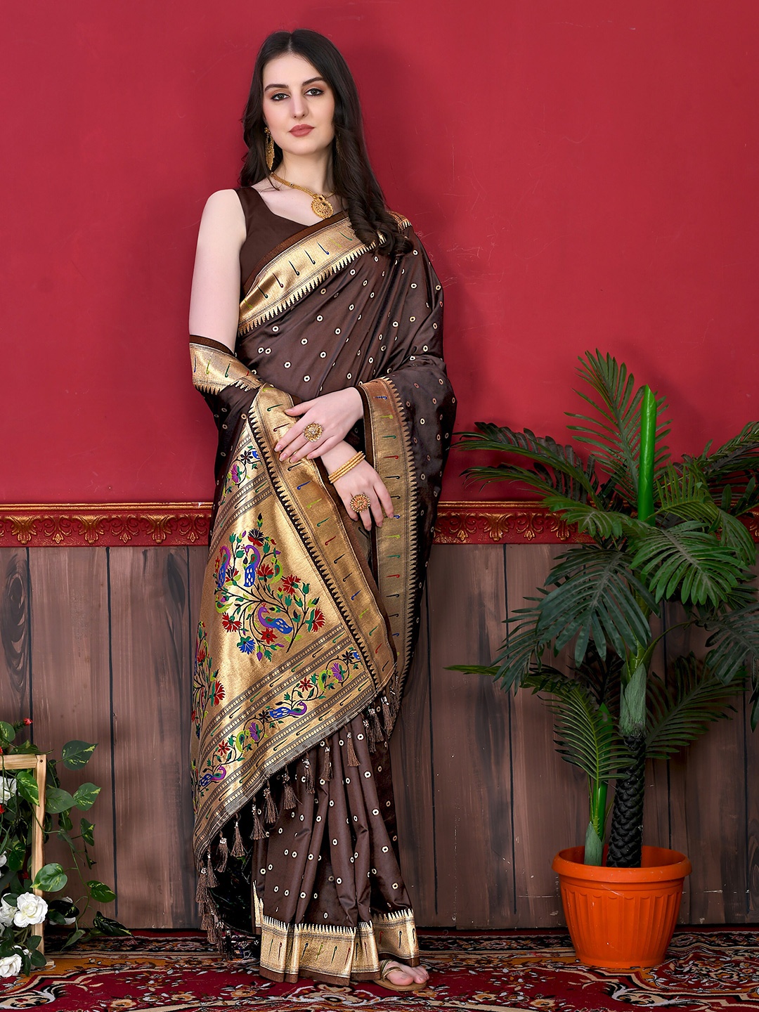 

YAVIRA SILK Ethnic Motif Woven Design Zari Pure Silk Paithani Saree, Coffee brown
