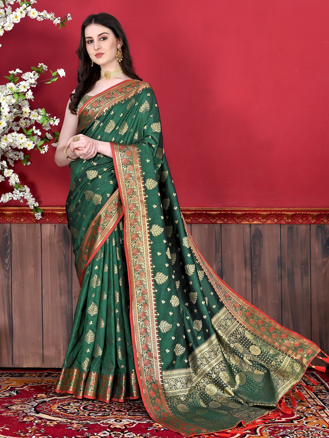 

YAVIRA SILK Ethnic Motif Woven Design Zari Bhagalpuri Saree, Green