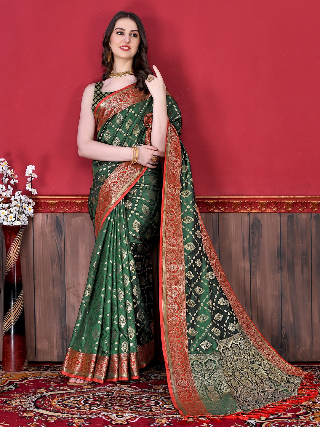 

YAVIRA SILK Floral Woven Design Zari Art Silk Bhagalpuri Saree, Green