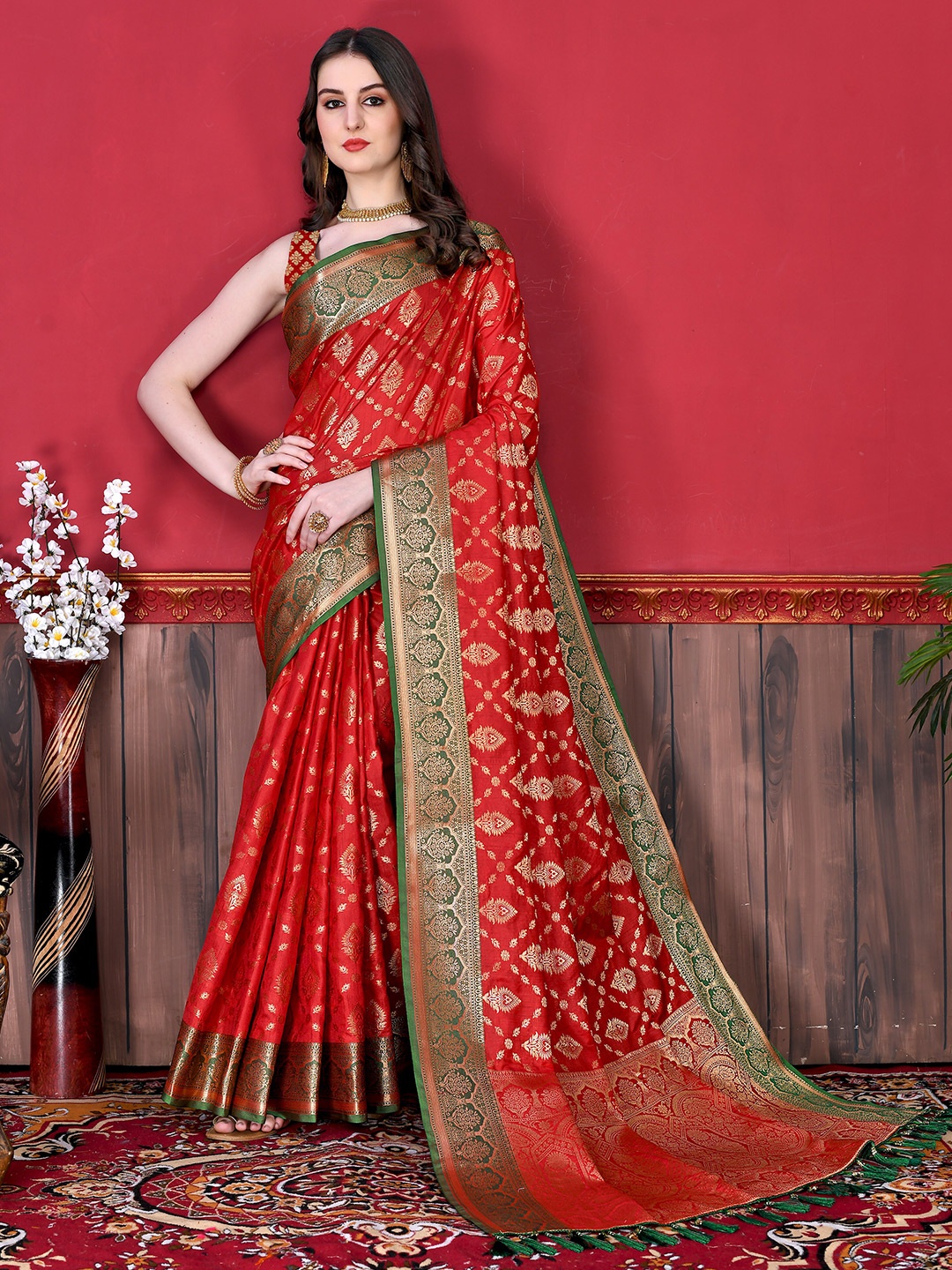 

YAVIRA SILK Ethnic Motifs Woven Design Zari Bhagalpuri Saree, Red