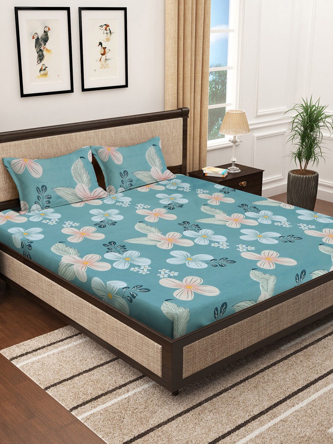 

KLOTTHE Green Floral Printed 300 TC Fitted Super King Bedsheet With 2 Pillow Covers