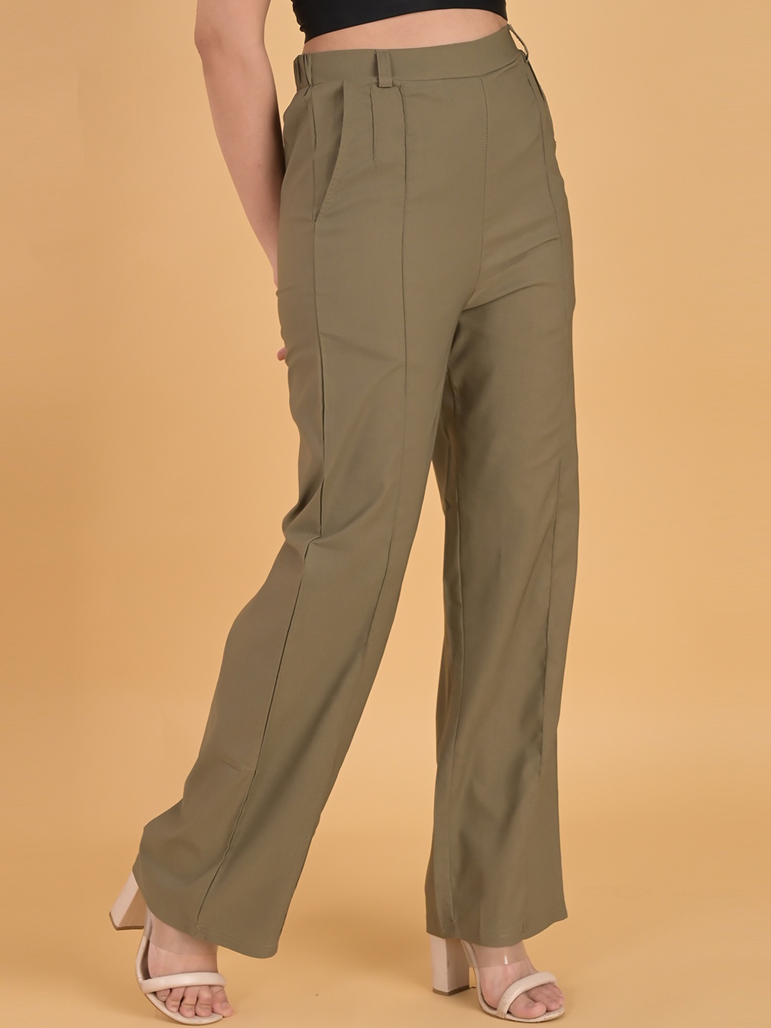

FUBAR Women Relaxed Fit Mid-Rise Easy Wash Parallel Trousers, Brown