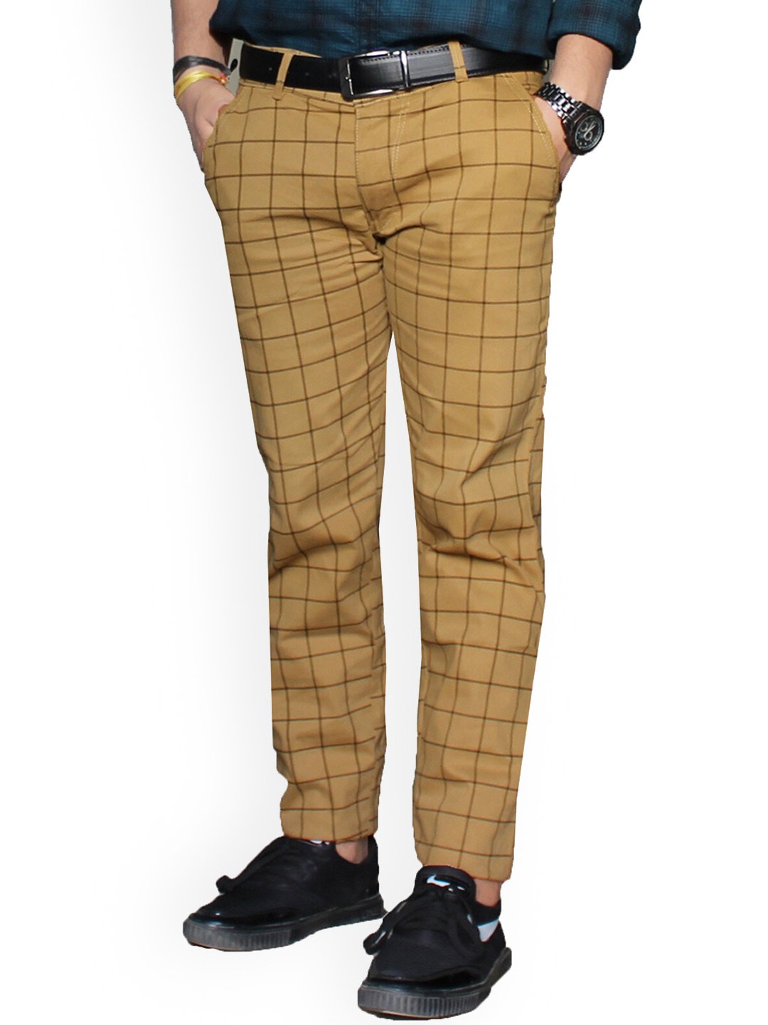 

FUBAR Men Checked Relaxed Slim Fit Mid-Rise Easy Wash Cotton Chinos, Brown