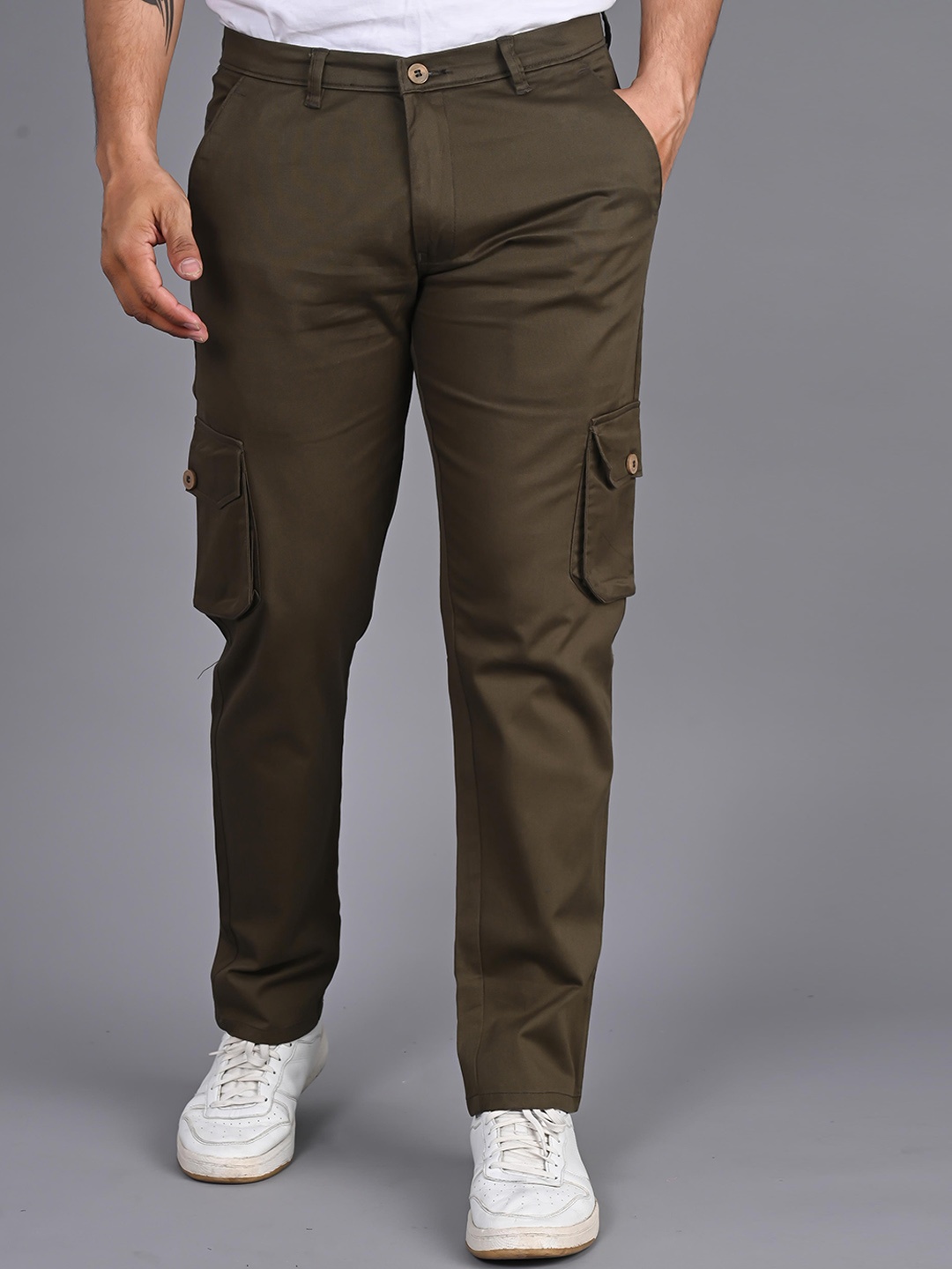 

FUBAR Men Relaxed Slim Fit Easy Wash Cargos Trousers, Green