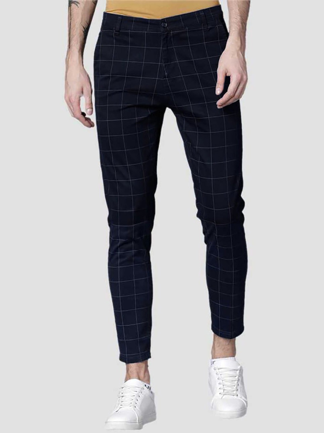 

FUBAR Men Checked Relaxed Slim Fit Easy Wash Pure Cotton Trousers, Black