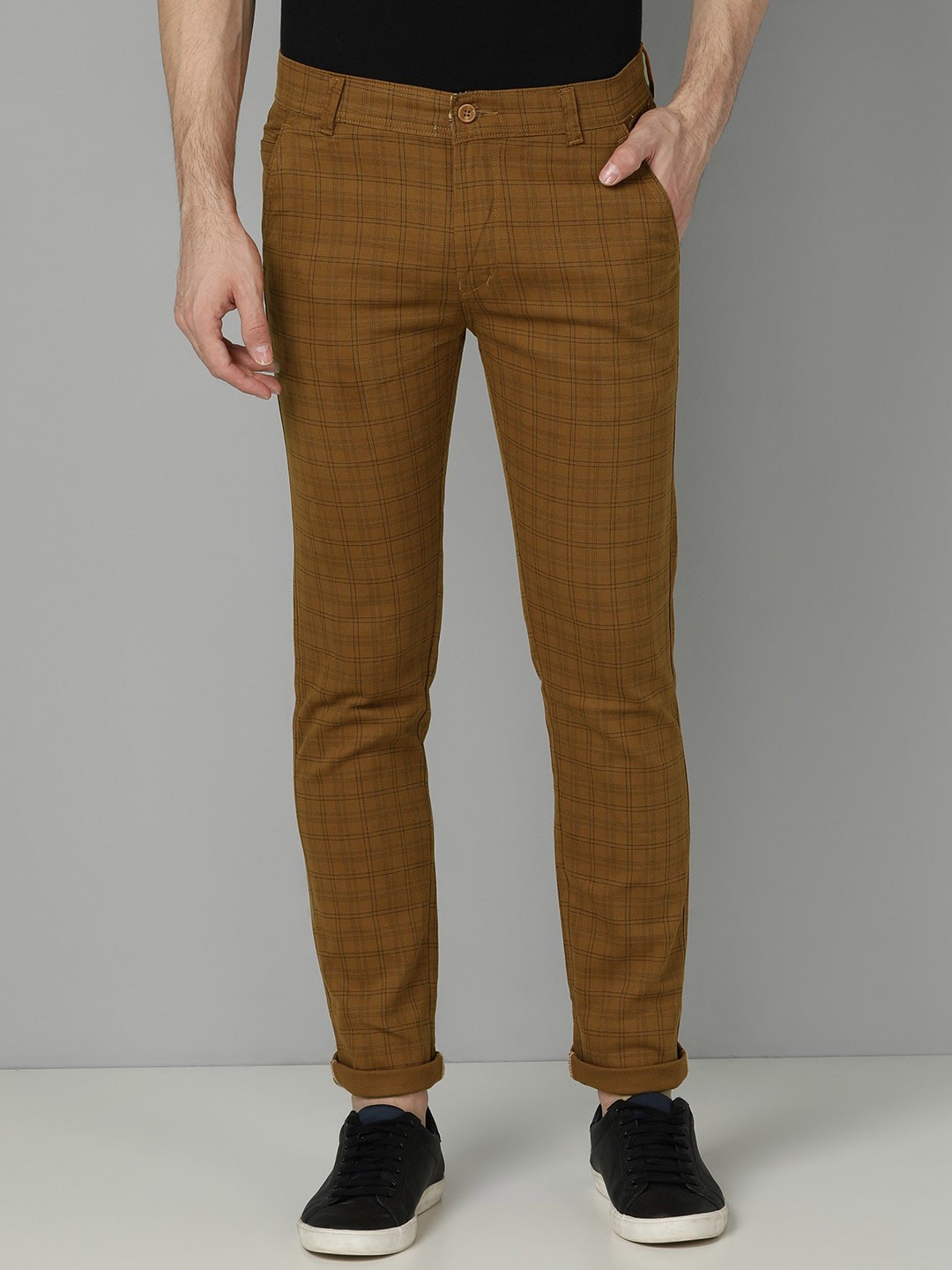 

FUBAR Men Checked Relaxed Slim Fit Slim Fit Easy Wash Cotton Trousers, Brown