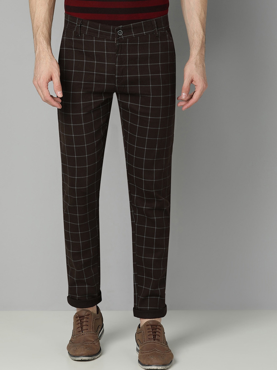 

FUBAR Men Checked Relaxed Slim Fit Easy Wash Regular Trousers, Coffee brown