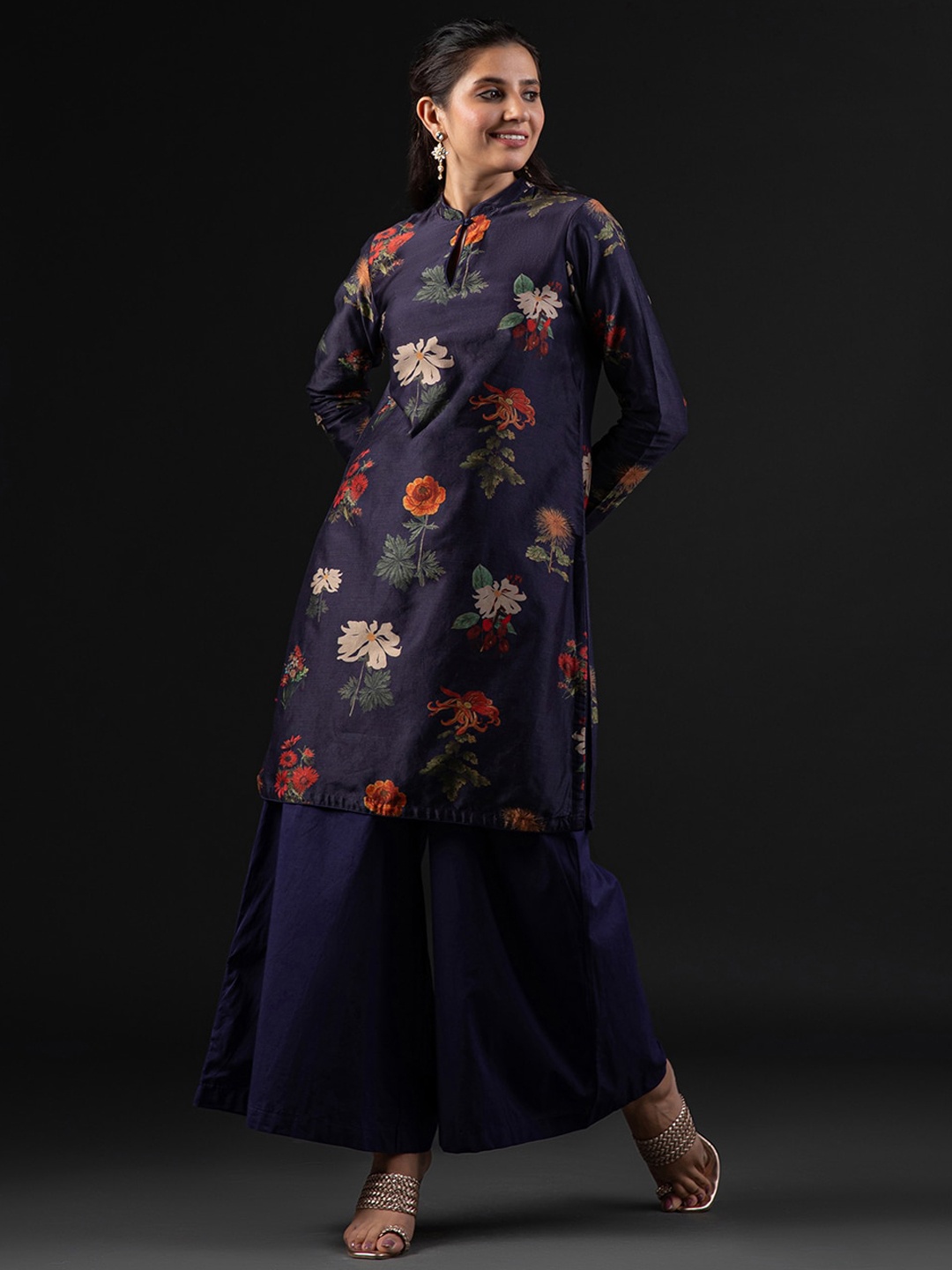 

Biba by Rohit Bal Floral Printed Regular Kurta with Palazzos, Blue