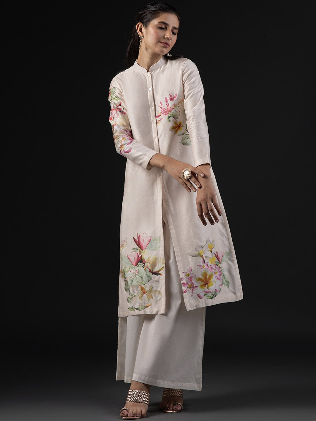 

Biba by Rohit Bal Floral Printed Mandarin Collar Kurta with Palazzos, Beige