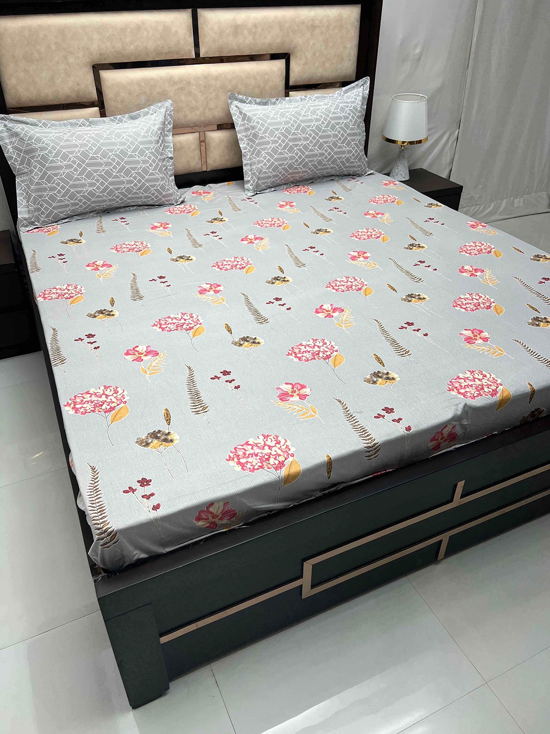 

Pure Decor Sapphire Grey Floral Pure Cotton 240 TC Fitted King Bedsheet & 2 Pillow Covers