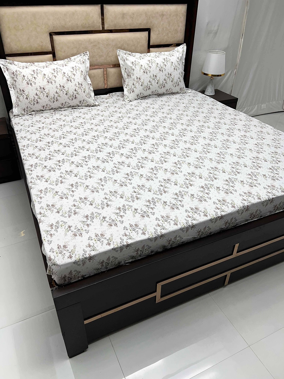 

Pure Decor Cotton King Size Fitted Double Bed Bedsheet With 2 Pillow Covers 6 X 6.3 X 1 ft, Brown