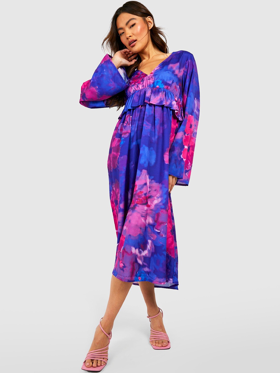 

Boohoo Floral Print Flared Sleeve Ruffled Chiffon Empire Midi Dress, Blue