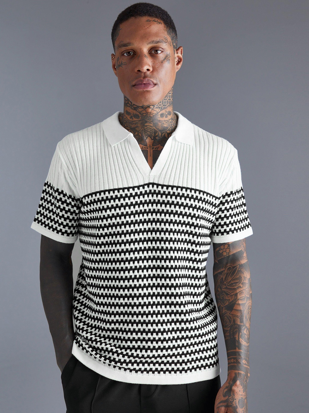 

boohooMAN Striped Polo Collar T-shirt, White