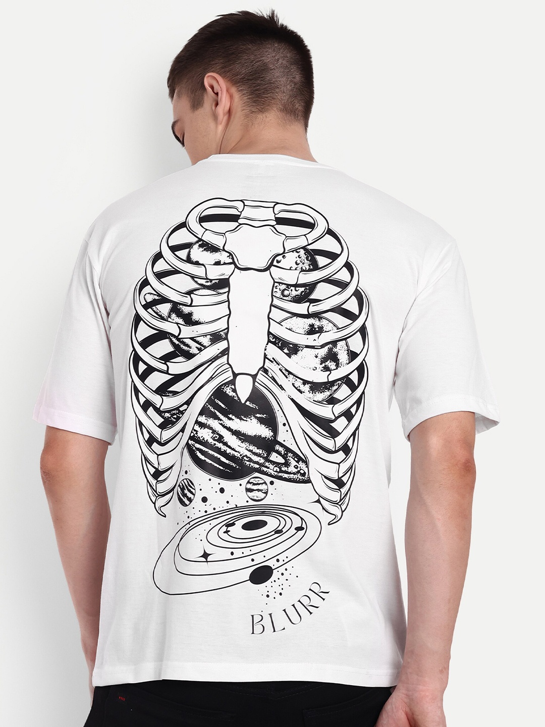 

BLURR Graphic Printed Round Neck Drop-Shoulder Sleeves Pure Cotton Oversized T-shirt, White