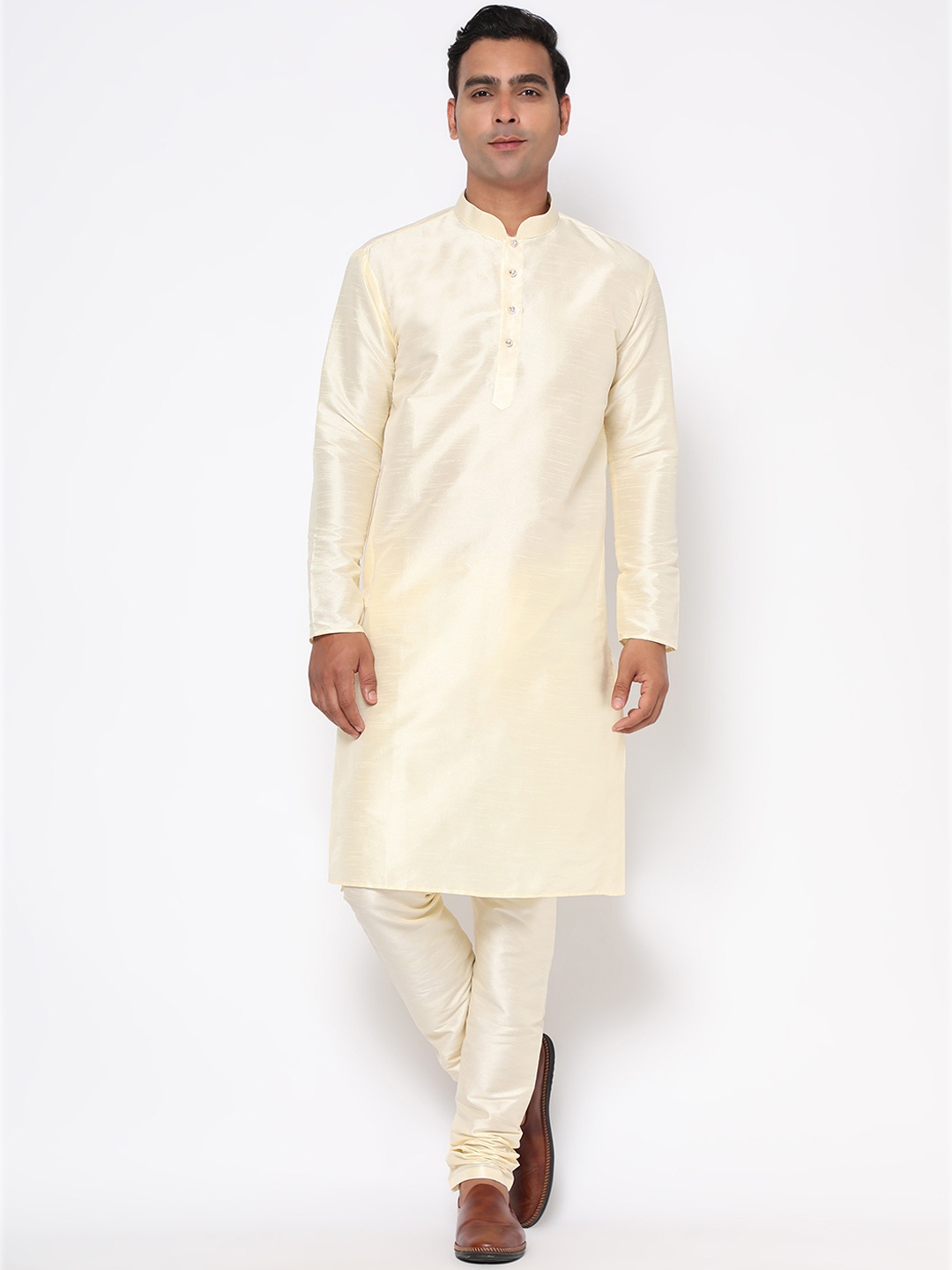 

ZARIMO Mandarin Collar Long Sleeves Kurta with Churidar, Off white