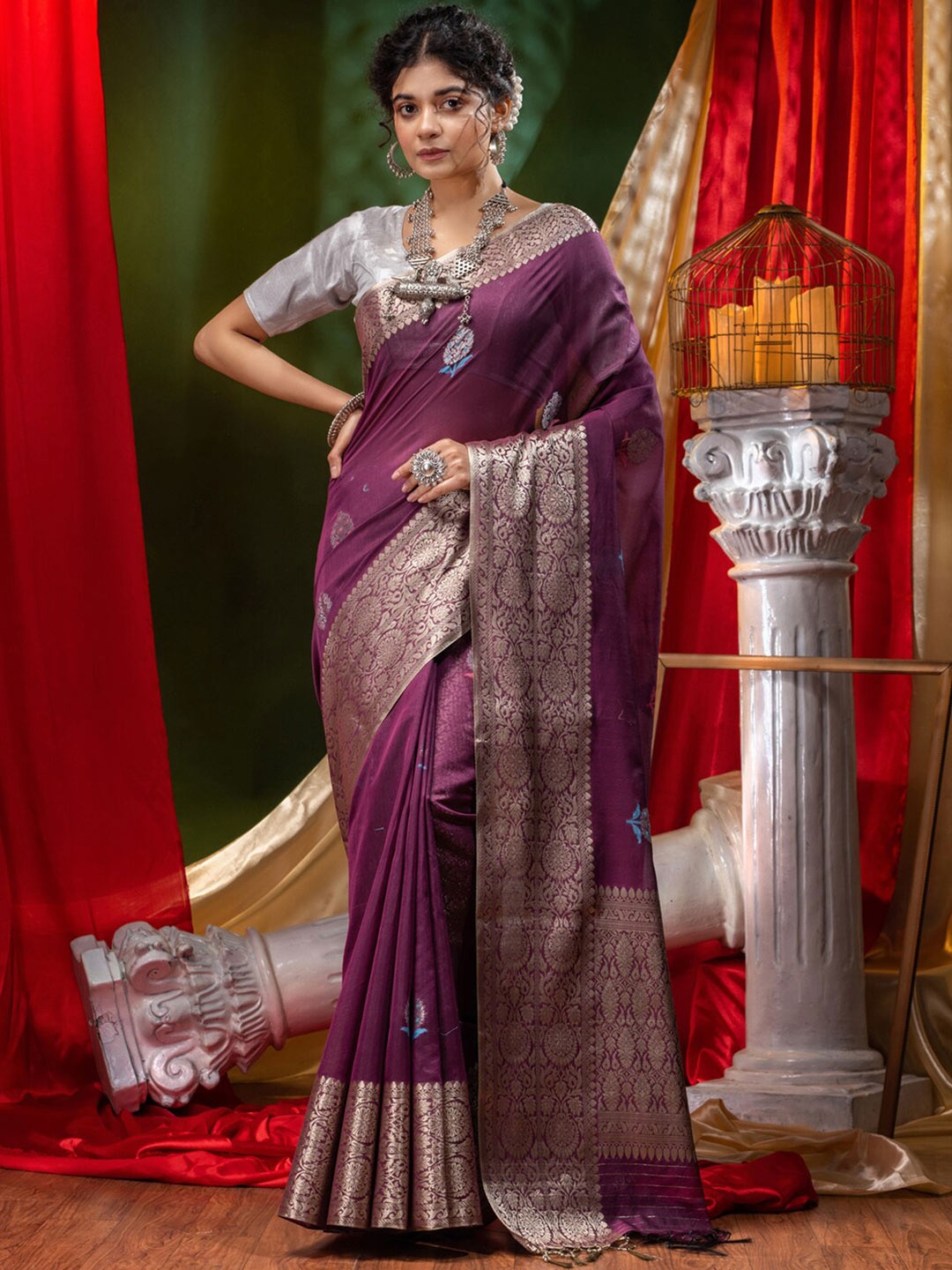 

HOUSE OF BEGUM Ethnic Motifs Woven Design Zari Pure Cotton Banarasi Saree, Purple