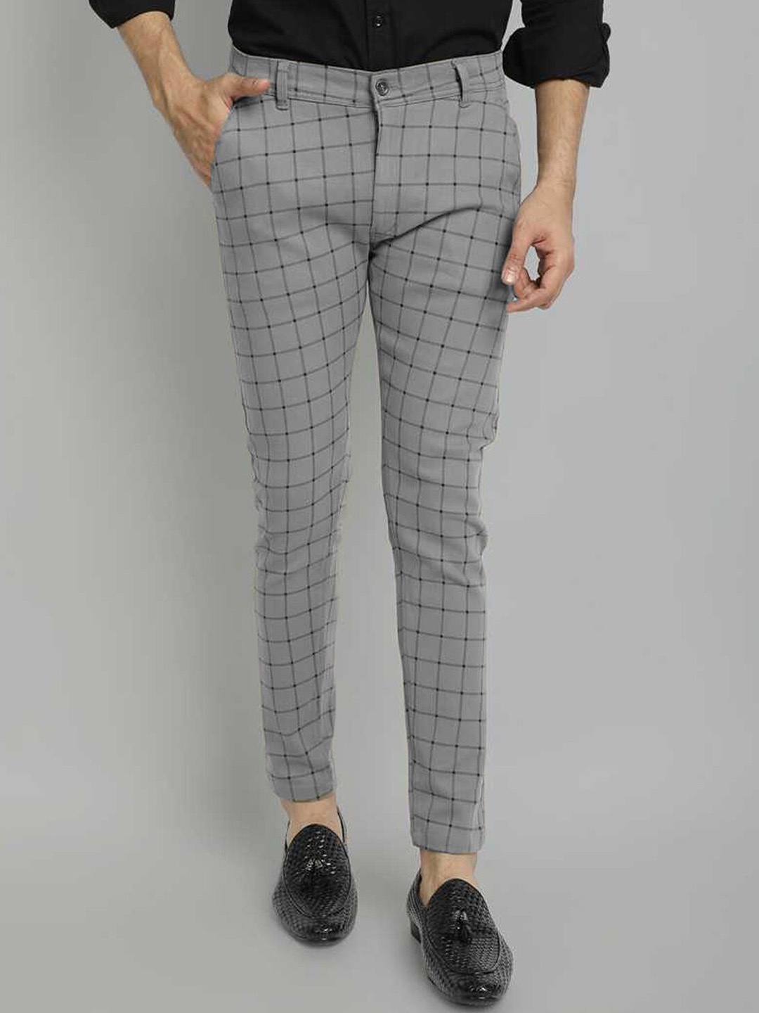 

FUBAR Men Relaxed Slim Fit Mid-Rise Checked Easy Wash Trousers, Grey