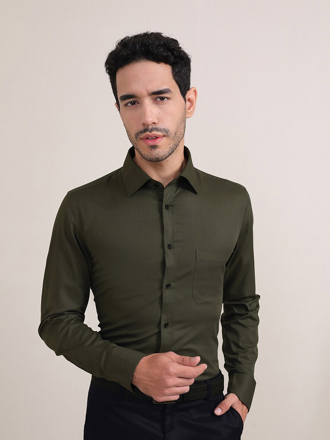 LOUIS STITCH Comfort Fit Spread Collar Formal Cotton Shirt, Olive