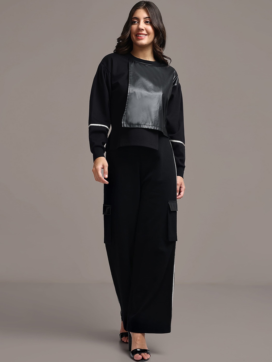 

iki chic Black Leather Detail Sweatshirt With Trousers