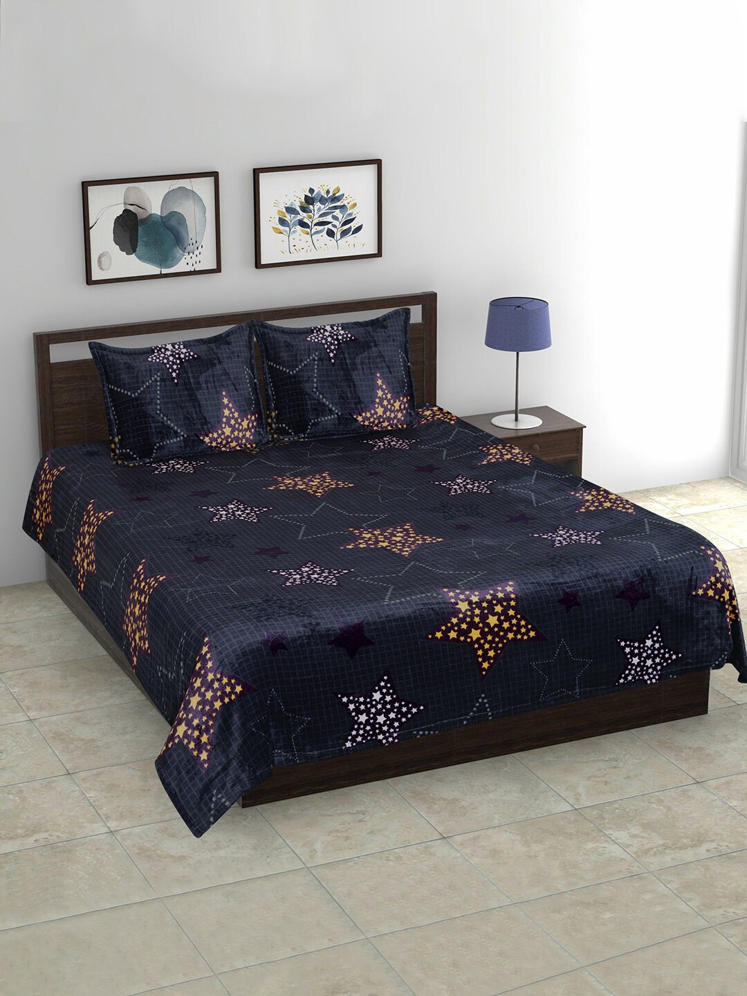 

Cloth Fusion Grey 104 TC Warm Velvet King Bedsheet & 2 Pillow Covers