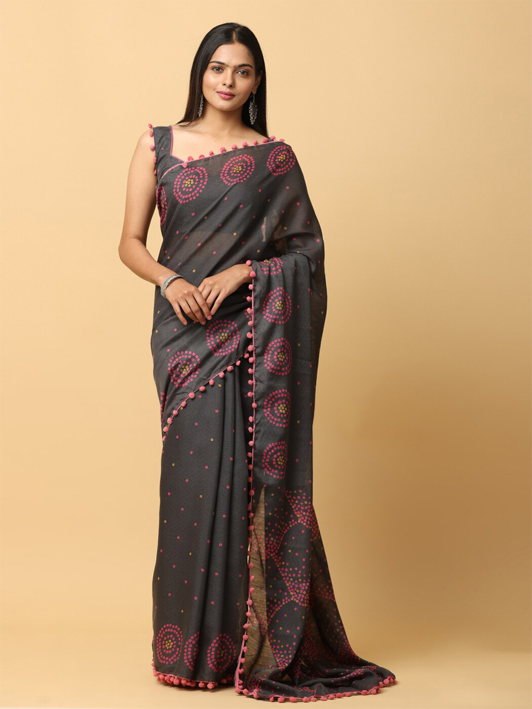 

VASTRANAND Ethnic Motifs Printed Saree, Pink