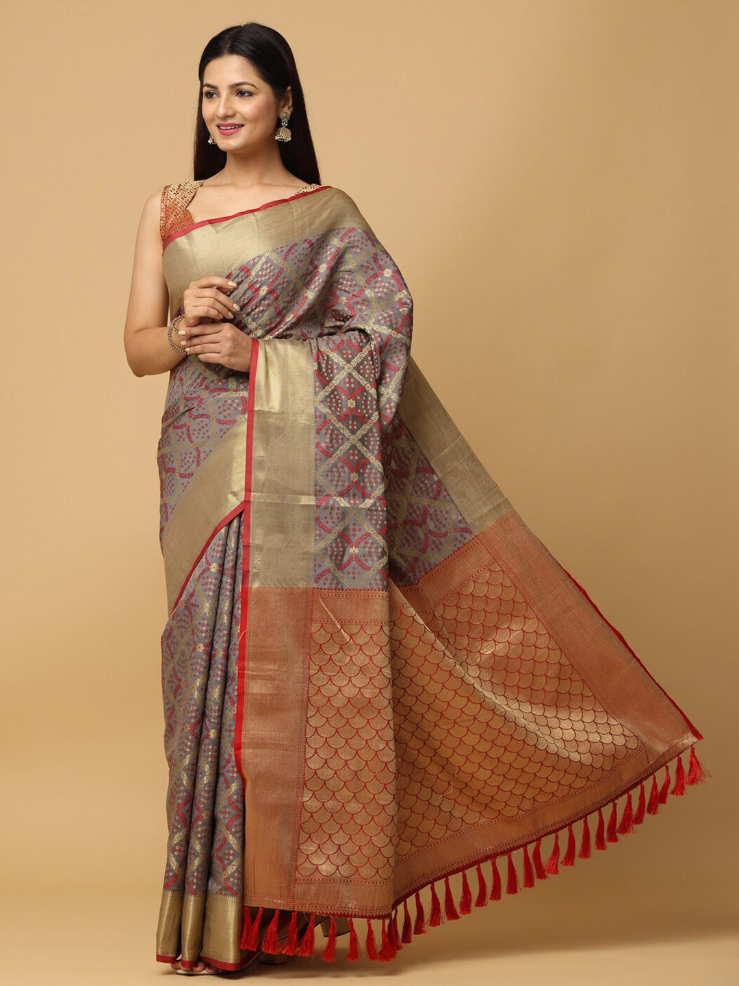 

VASTRANAND Woven Design Zari Banarasi Saree, Red