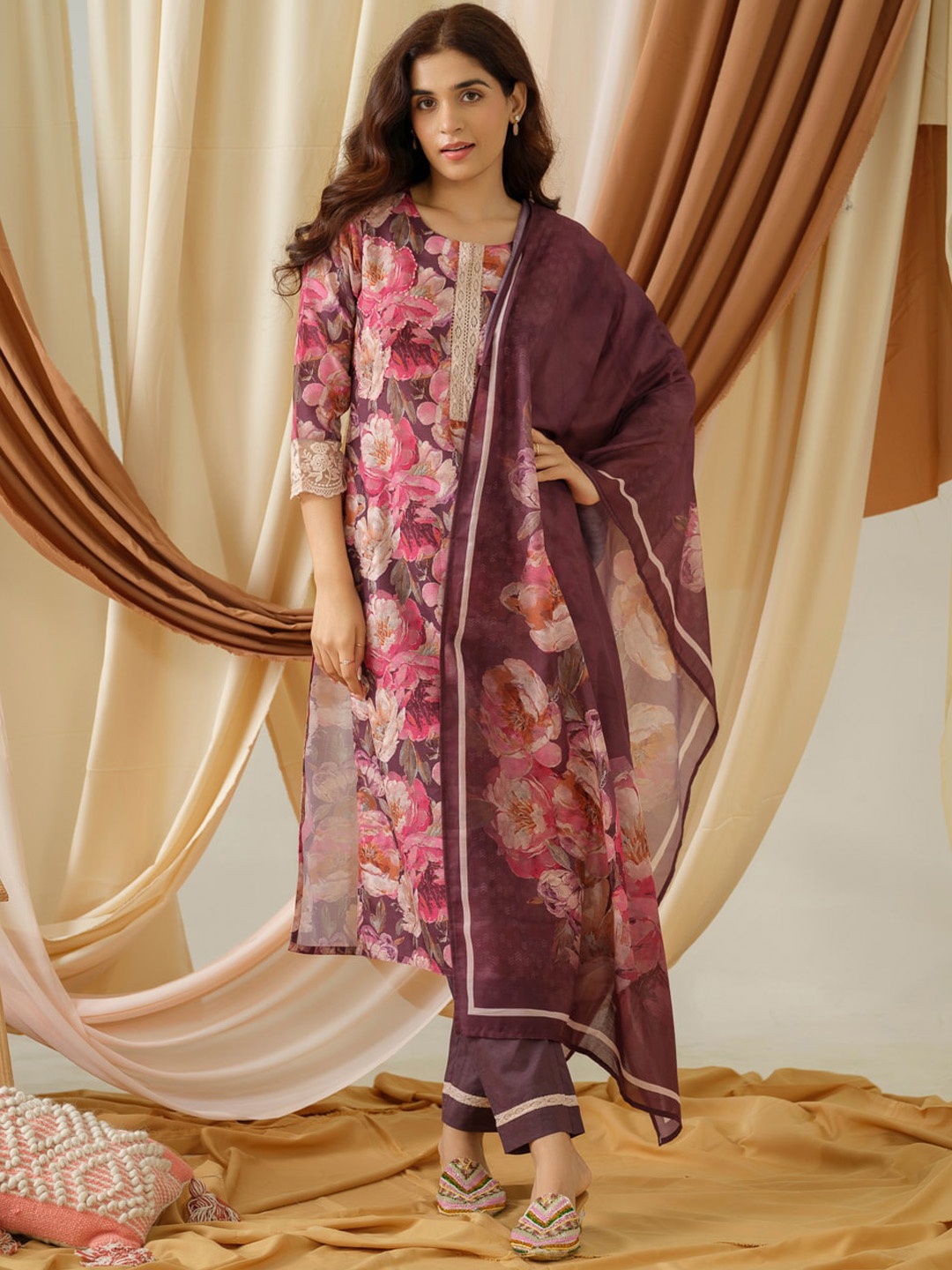 

Sangria Floral-Printed Linen Straight Kurta With Trouser & Dupatta, Pink