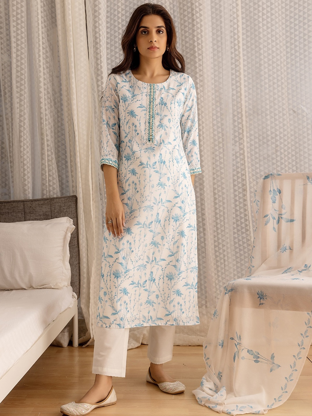

Sangria Floral Printed Mirror Work Linen Straight Kurta & Trouser With Dupatta, White