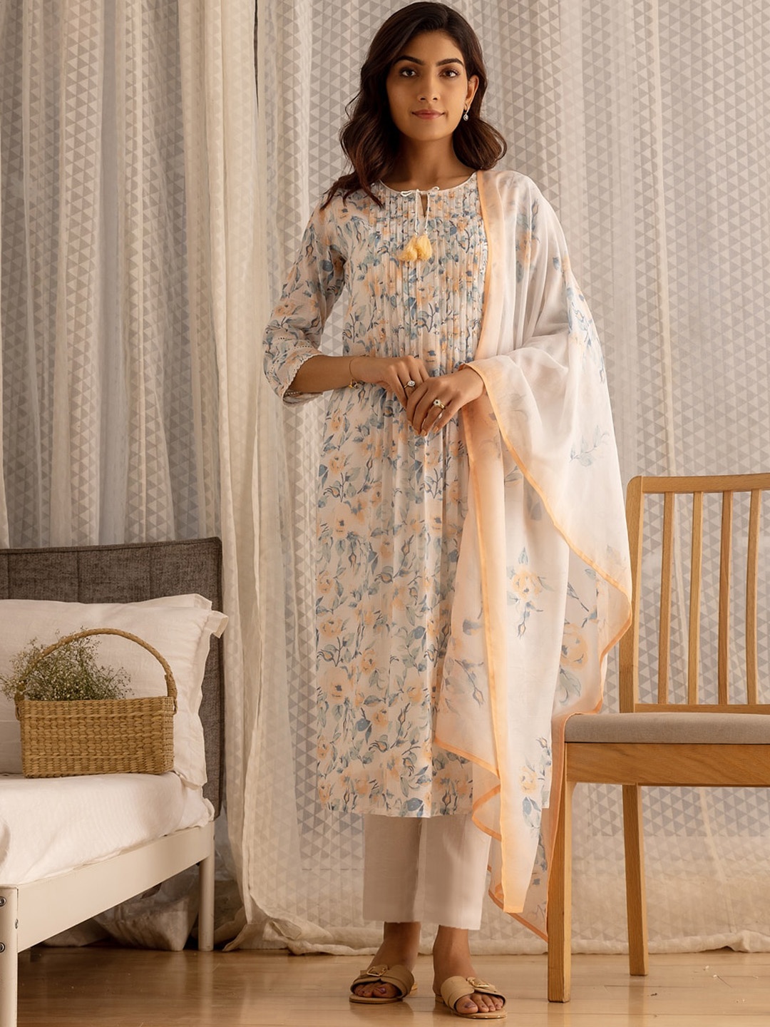 

Sangria Floral Printed Pleated Linen Kurta With Trouser & Dupatta, Cream