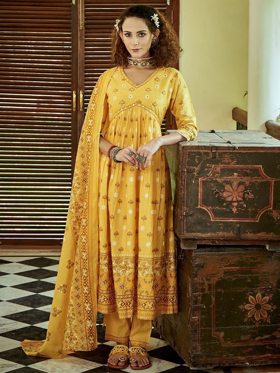 

Sangria Printed A Line Kurta Set, Yellow