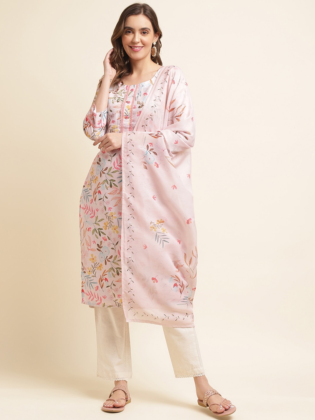 

Sangria Floral Printed Sequinned Straight Kurta Set, Off white