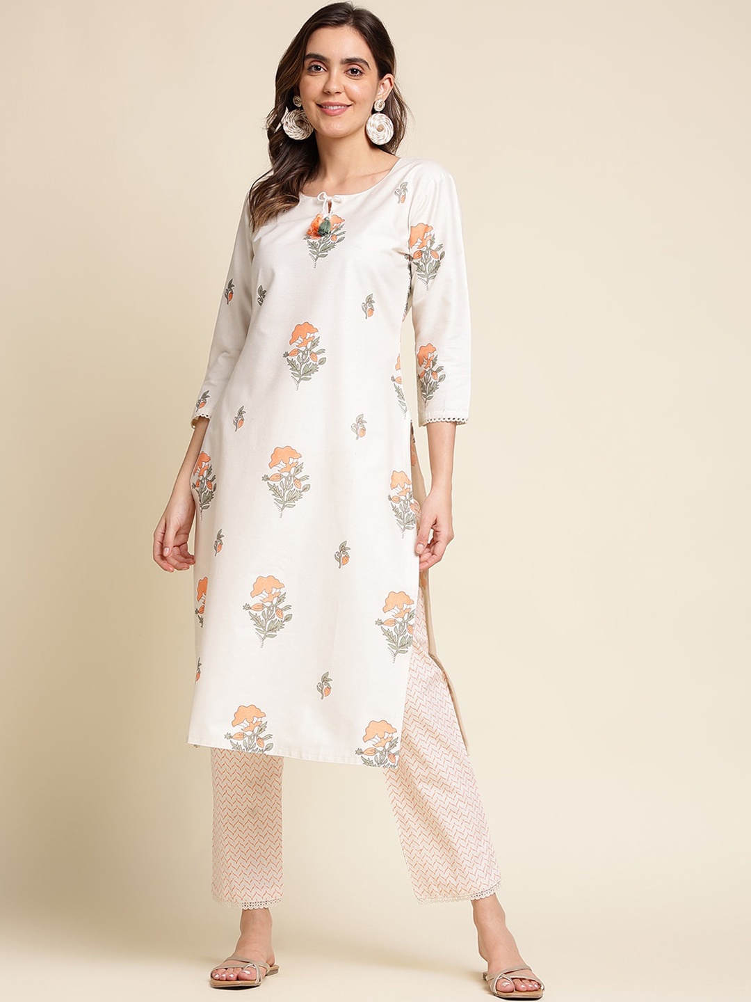 

Sangria Foral Printed Straight Kurta With Trouser, Cream