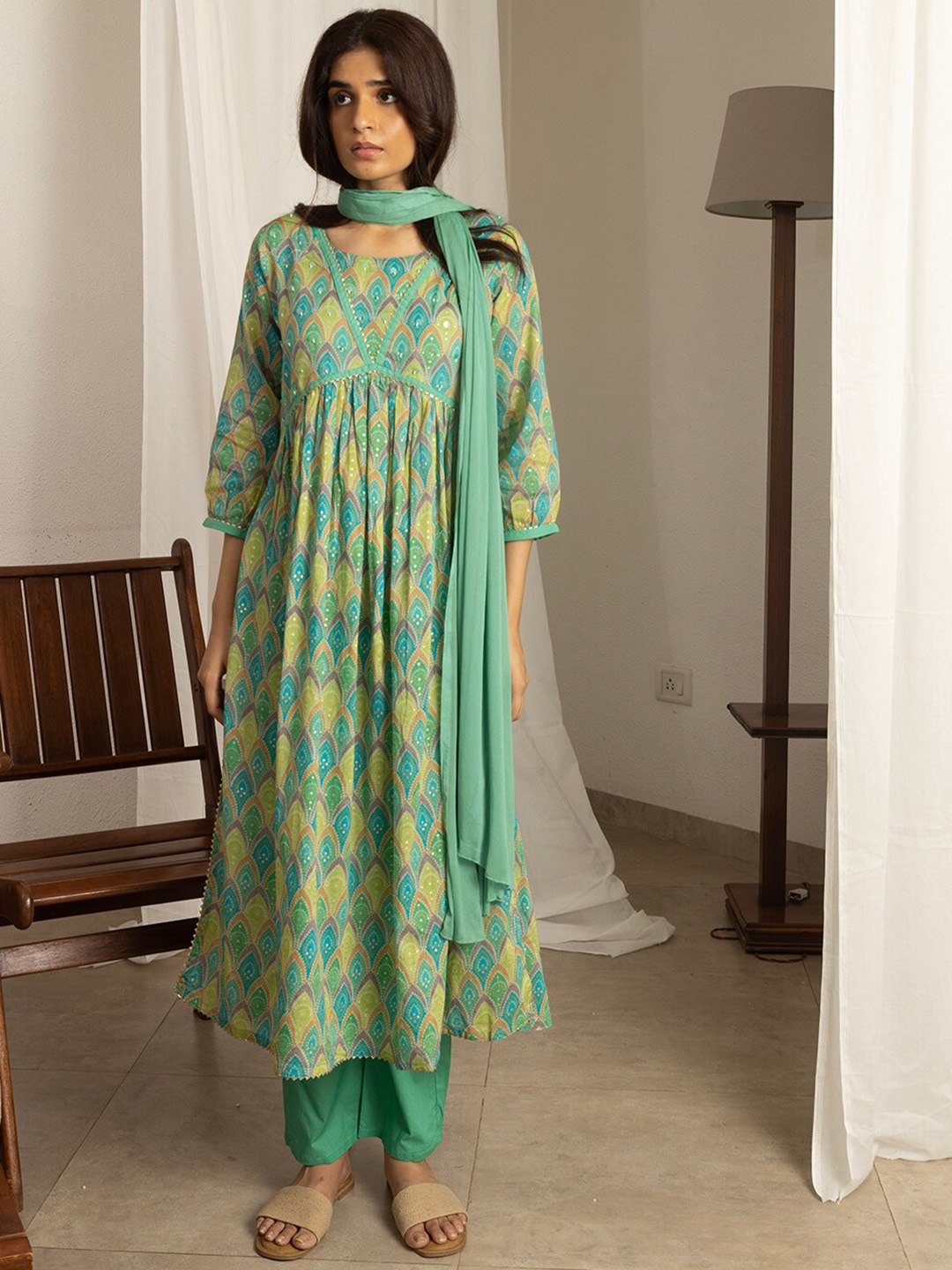 

Sangria Ethnic Motifs Printed Pure Cotton Kurta With Trouser & Dupatta, Green